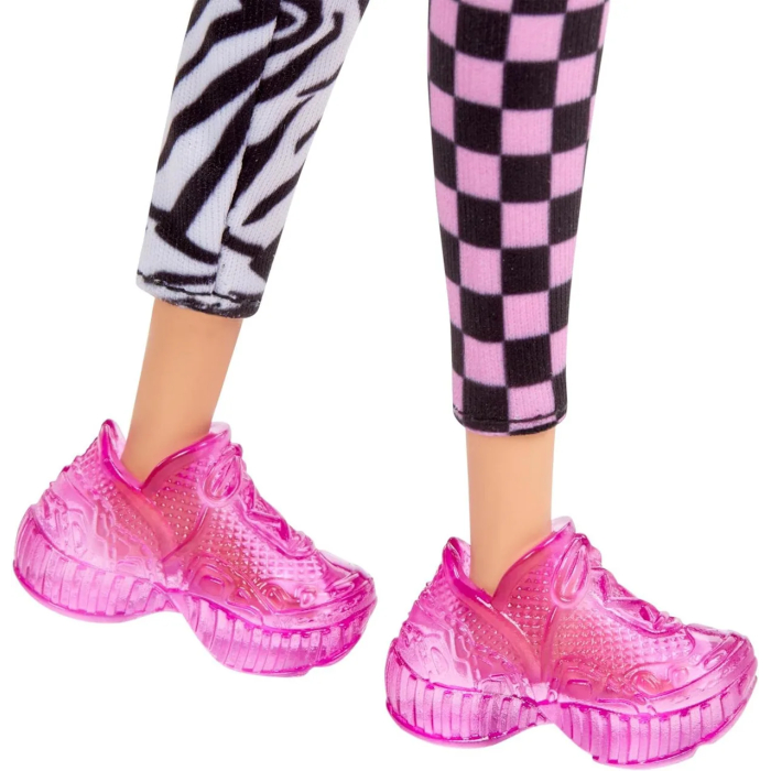 Barbie Fashionistas Doll #158 Long Blonde Pigtails 2020 Mattel GRB50 - Image 6