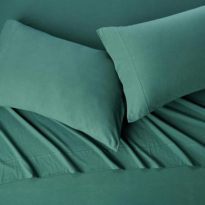 Amazon Basics Cotton Jersey 4-Piece Bed Sheet Set, Full, Dark Green, Solid - Image 3