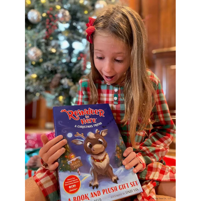 Reindeer in Here (Book & Plush): A Christmas Friend ― "A Simply Magical Tradition" - Image 5