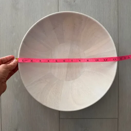 White Washed Rubberwood Serving Bowl. Deep rounded modern, fresh natural look. This versatile bowl is ideal for serving fruits, salads and other dishes. - Image 5