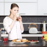 Stainless Steel Whistling Tea Kettles, 2.5 Quart Teapot with Anti-heat Wood Grain Silicone Handle - Whistling Stainless Steel Tea Pot Modern Tea Kettles - Image 7